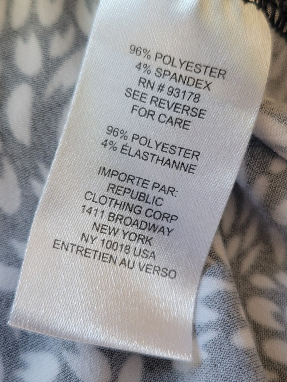 Tahari Liquid Knit Top 1x - Picture 9 of 11